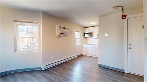 298-300 Meridian Street, Apt 298 - 5
