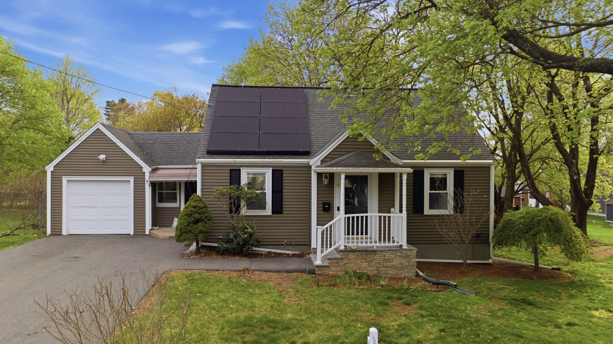 14 Lexington Street, Franklin, MA 02038