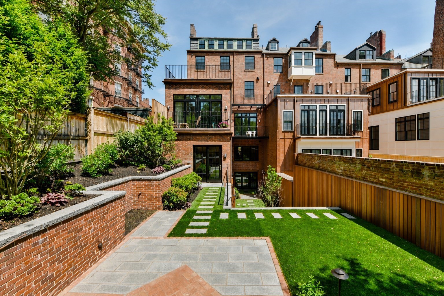 5 Joy Unit Res One, Beacon Hill, Boston, MA 02108