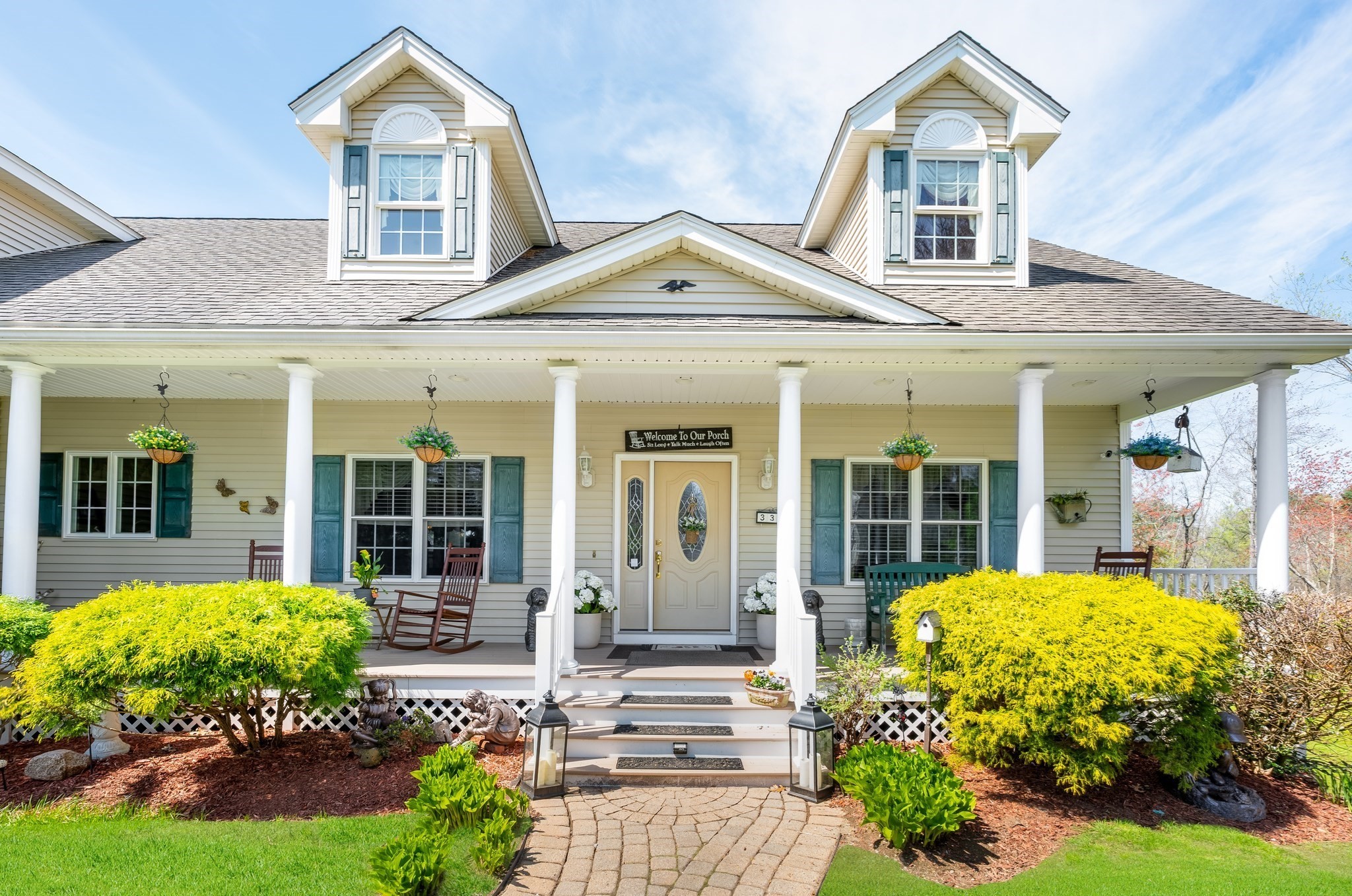 33 Park Ter, Dracut, MA 01826