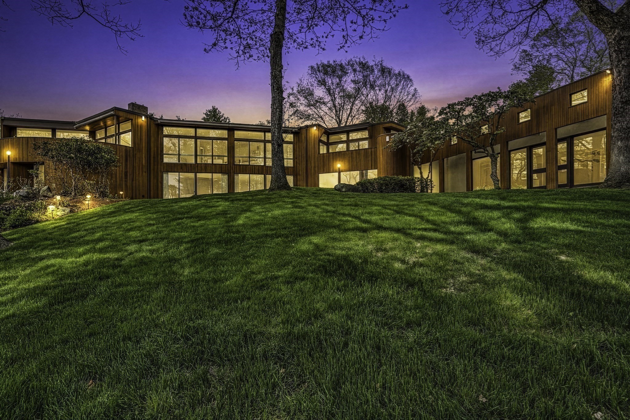 17 Deer Run, Wayland, MA 01778