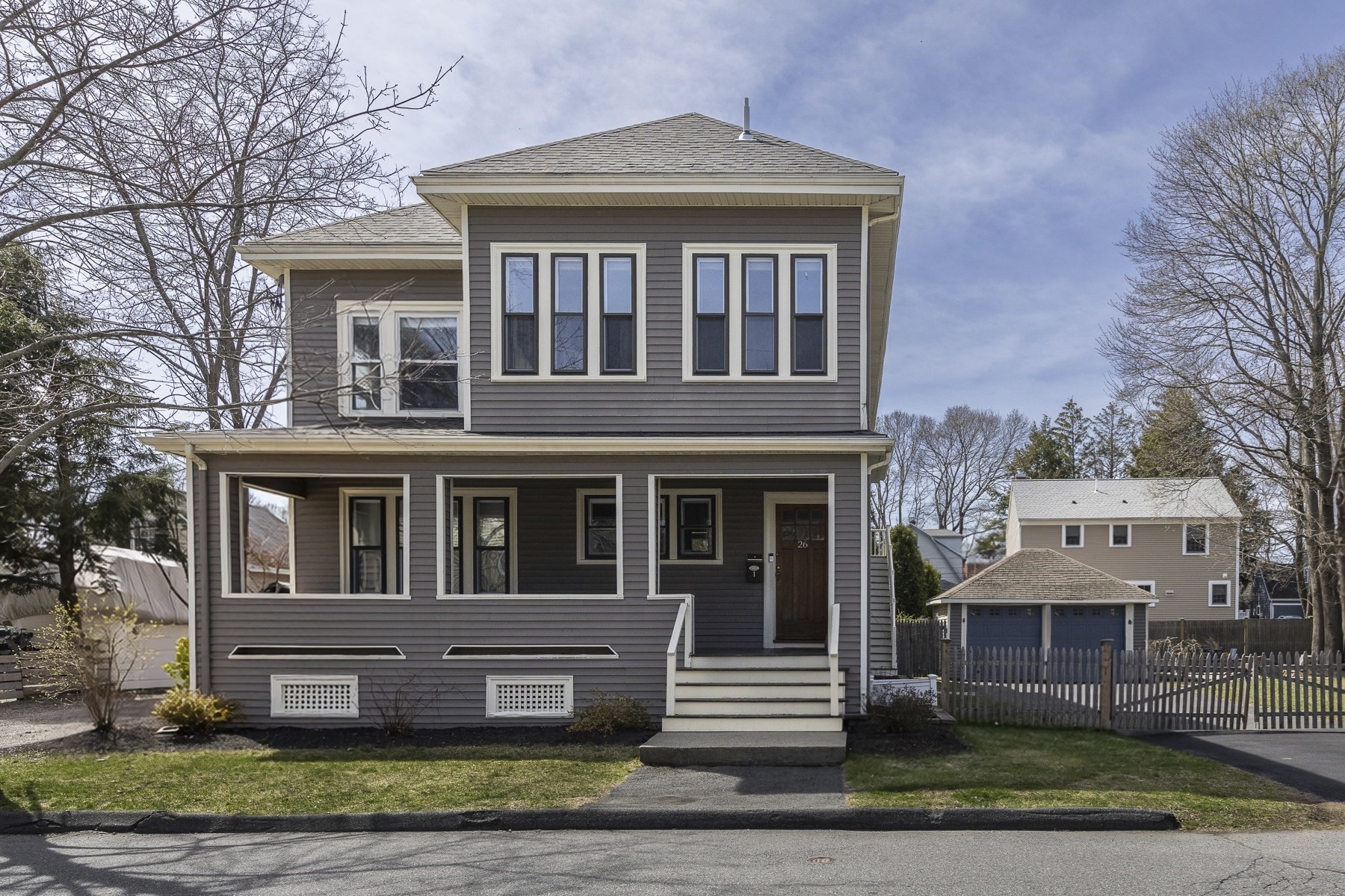26 Cedar St Unit 2, Marblehead, MA 01945