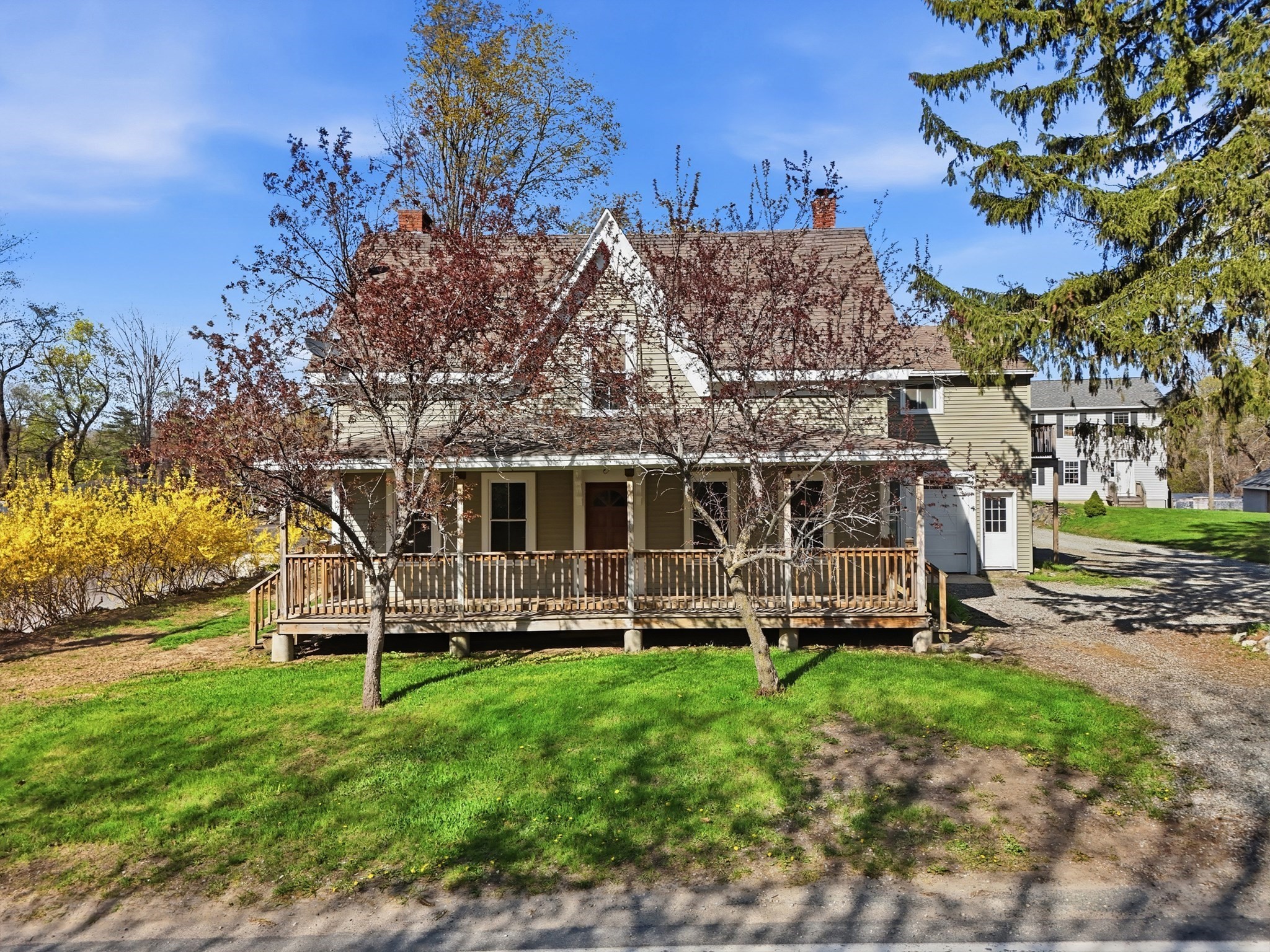 27 Central St, Newbury, MA 01922