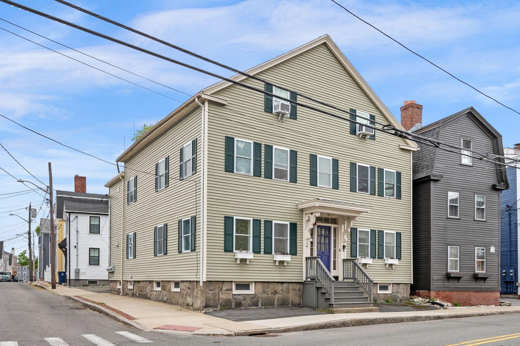 33 Essex St Unit 1, Salem, MA 01970