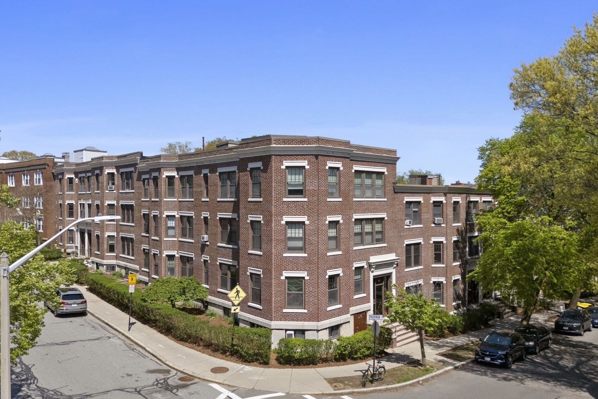 77 Parkman Street Unit 4, Brookline, MA 02446