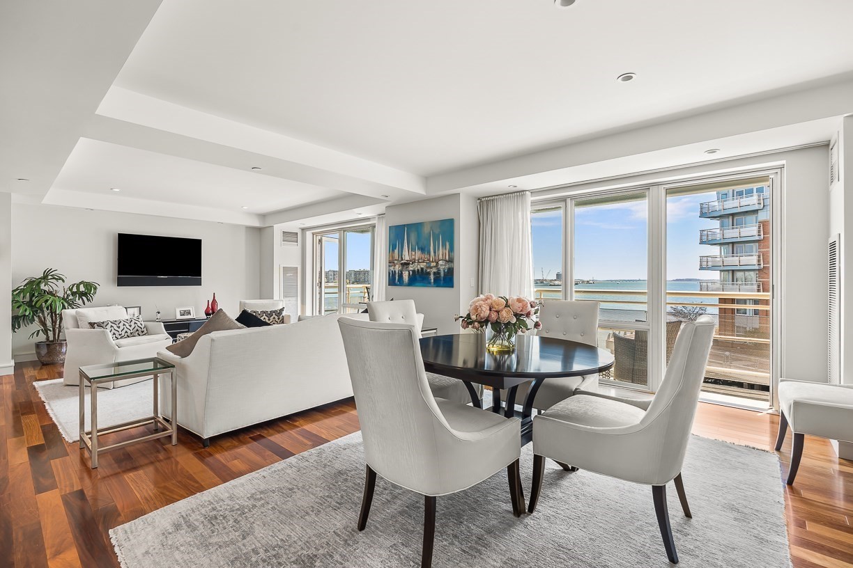 3 Battery Wharf Unit 3310, North End, Boston, MA 02109
