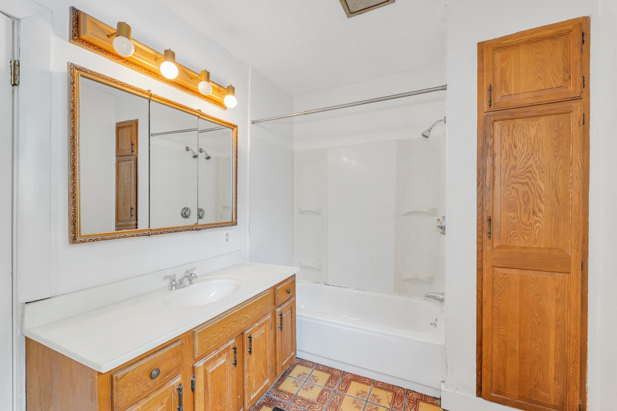 24 Colbert, Roslindale, Boston, MA 02132 - Image 21