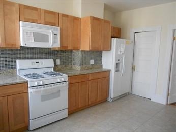 66 Clifford Street, Apt 3