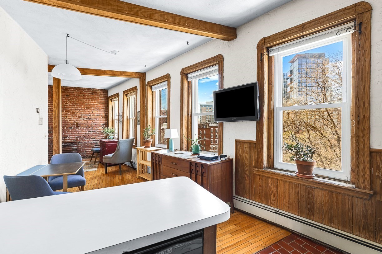 31 Snow Hill St Unit 3, North End, Boston, MA 02113