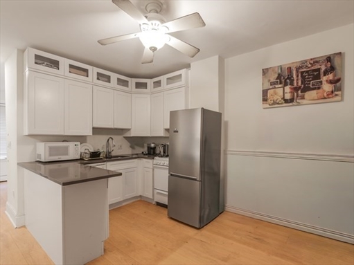 22 Irving St, Apt 2