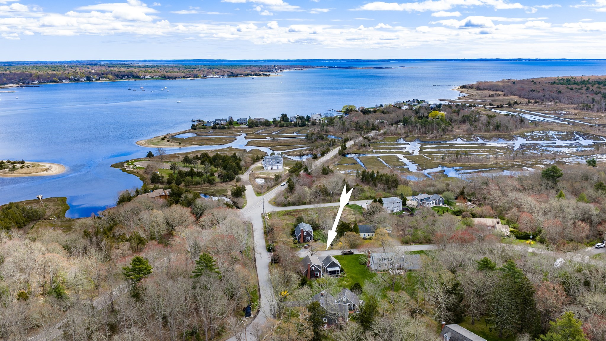 10 Old Mattapoisett Neck Rd, Mattapoisett, MA 02739