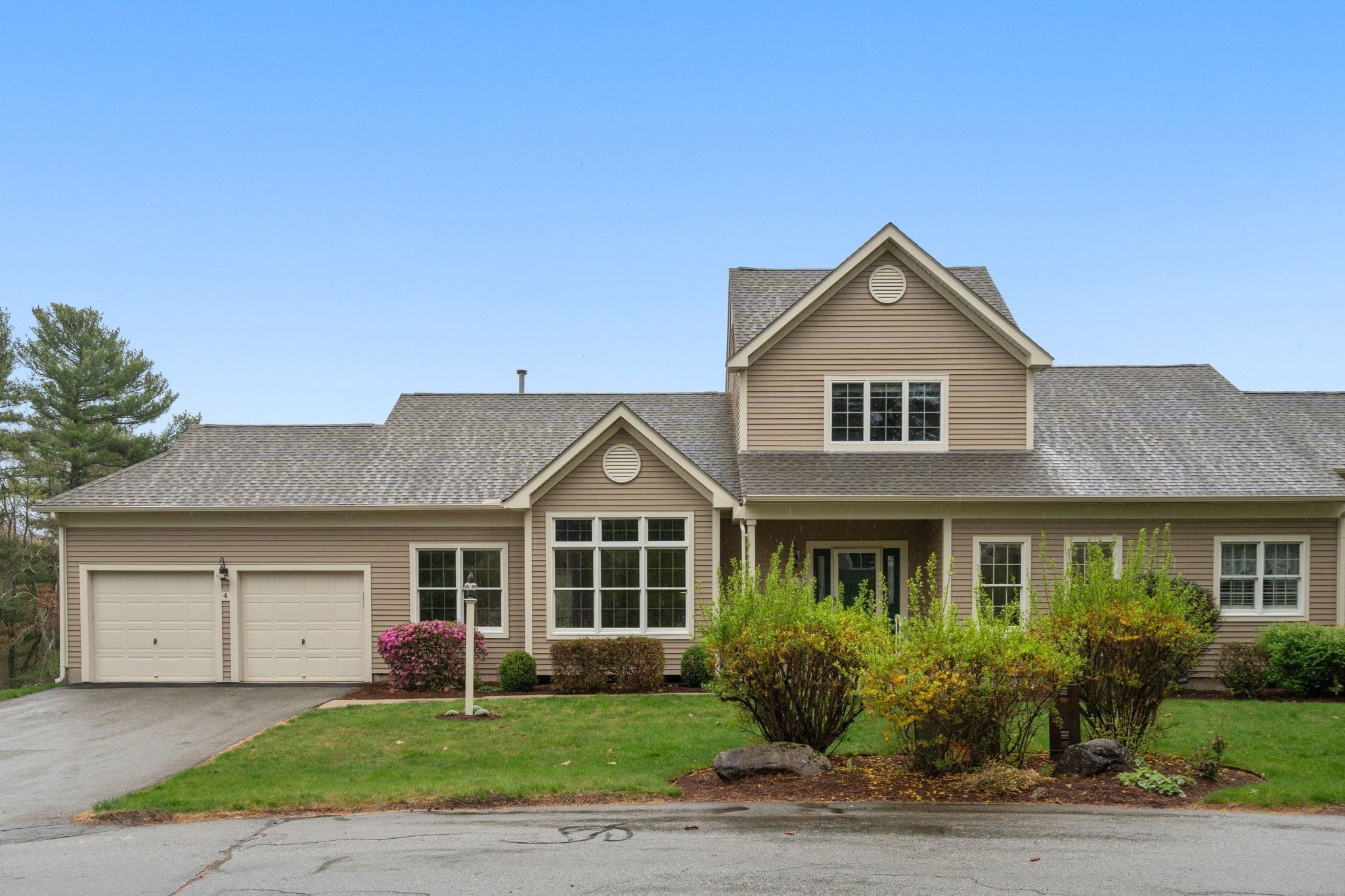 4 Arbella Rd Unit 4, Bedford, MA 01730