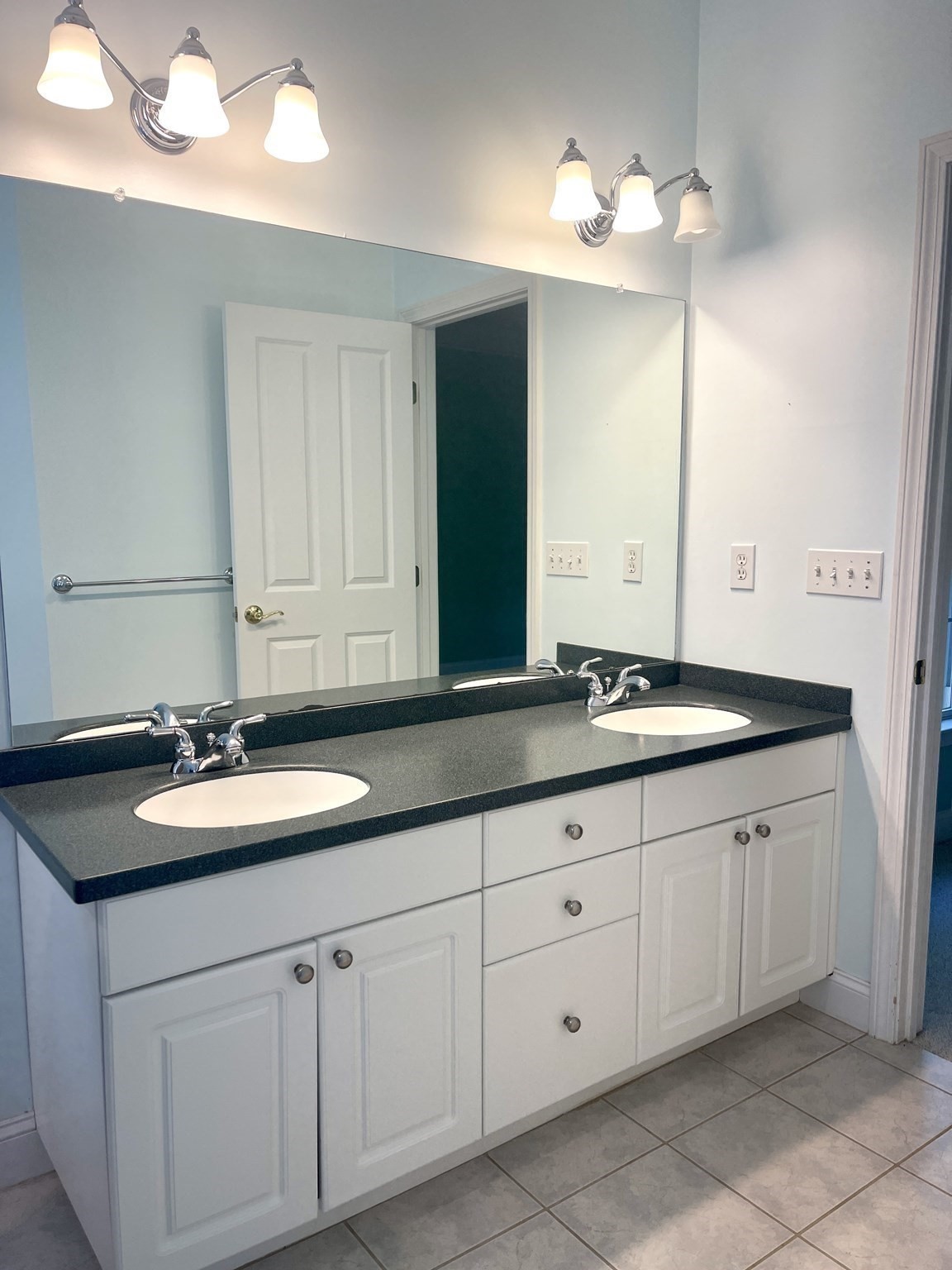 176 Mary Catherine Dr, Lancaster, MA 01523 - Image 28