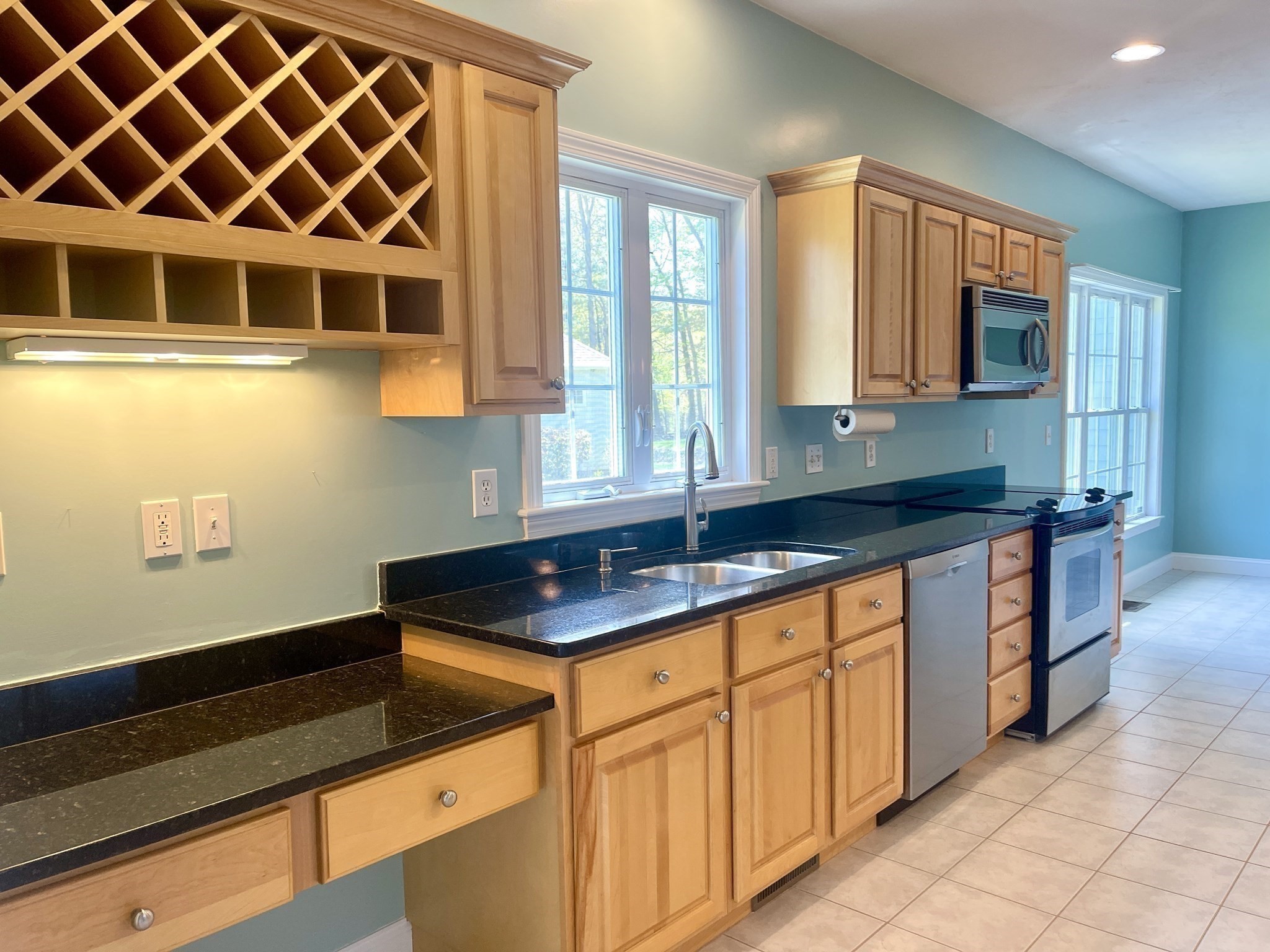 176 Mary Catherine Dr, Lancaster, MA 01523 - Image 9
