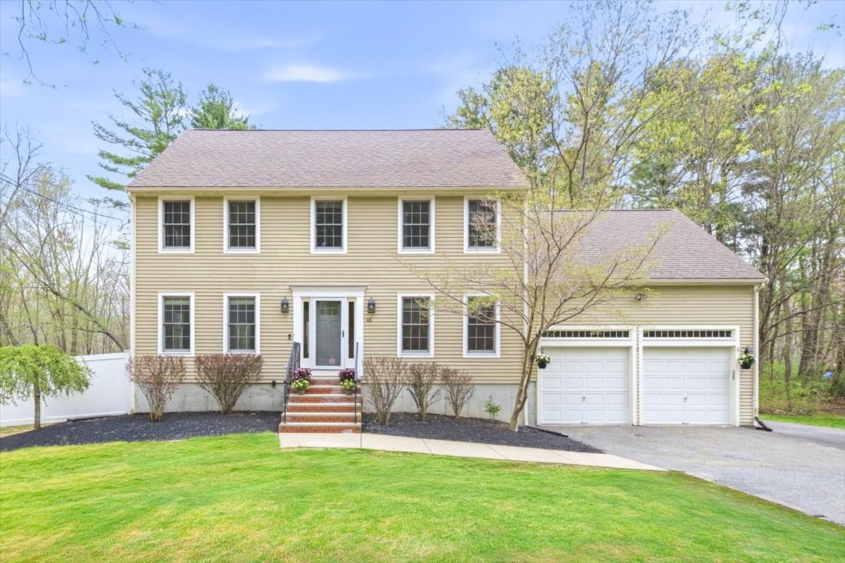 45 Auburn Rd, Millis, MA 02054