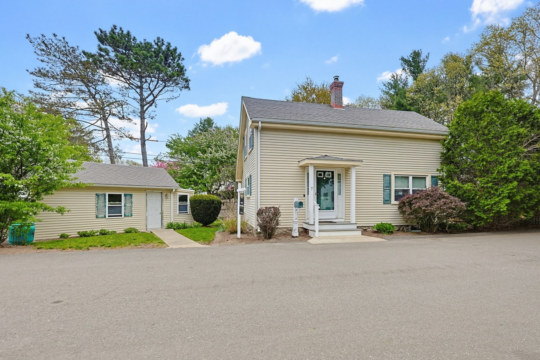 7 Lilac Court, Walpole, MA 02081