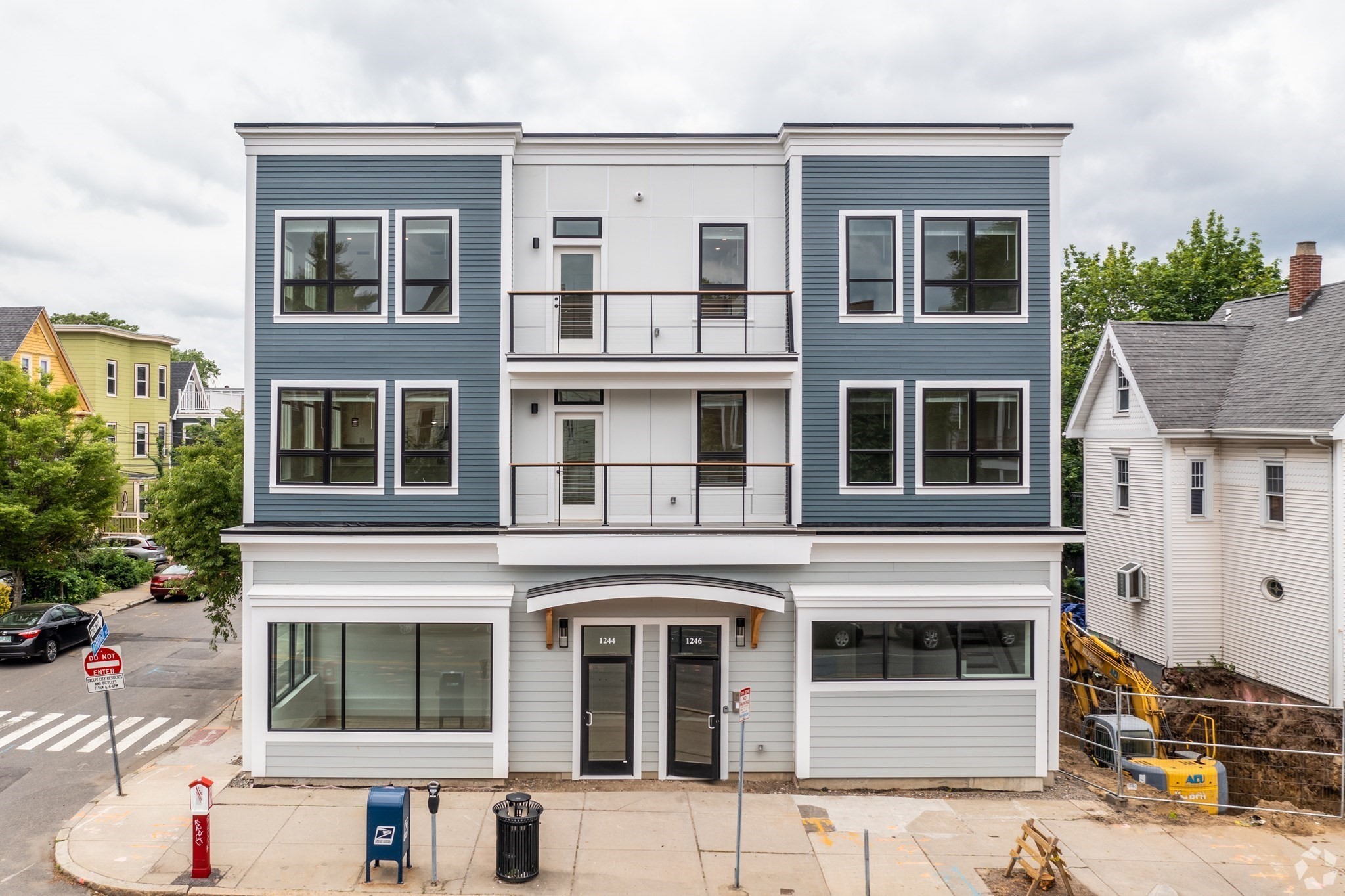 1246 Broadway Unit 3, Somerville, MA 02144