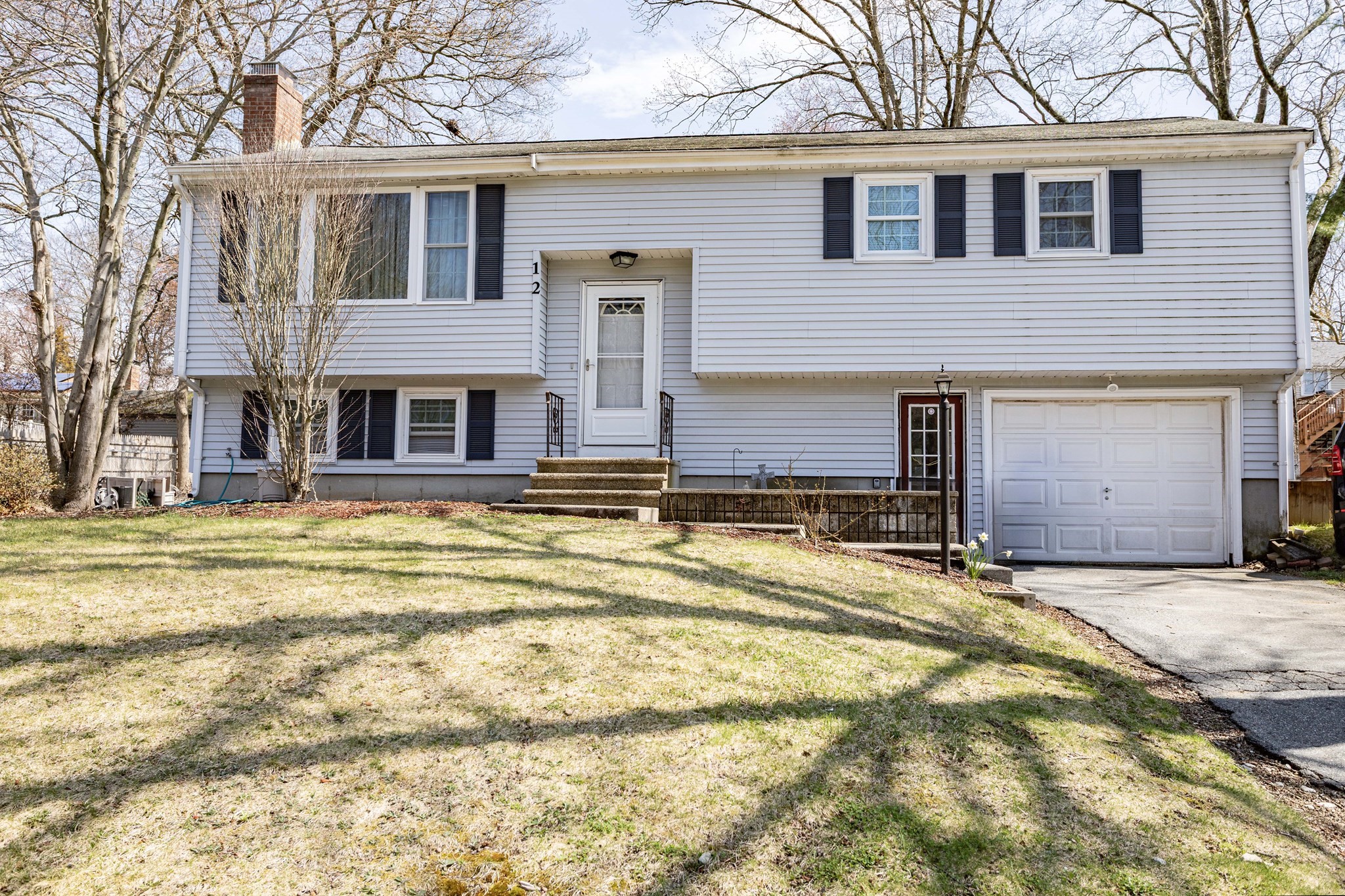 12 Dartmouth Drive, Milford, MA 01757