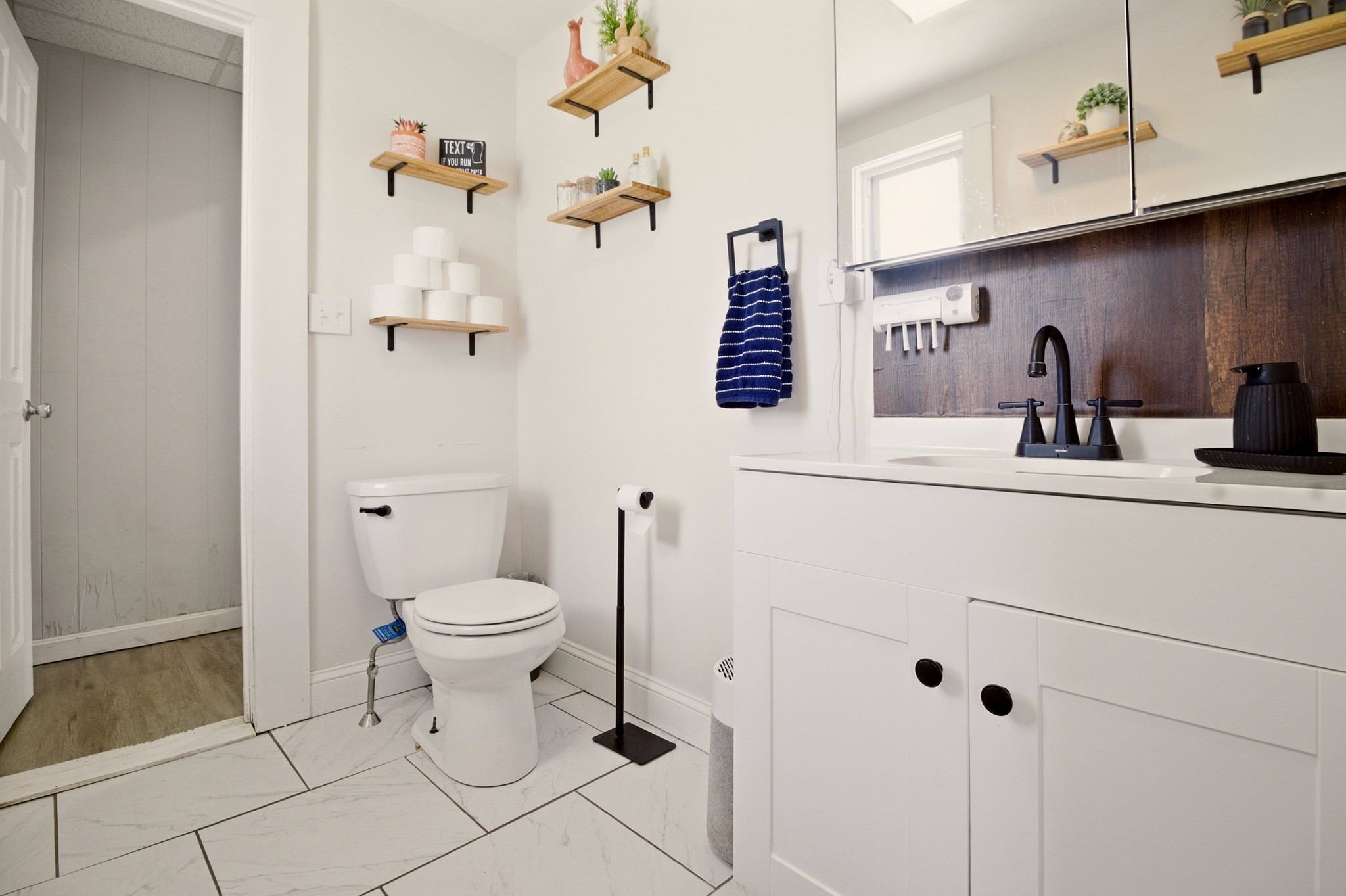 48 Hall, Leominster, MA 01453 - Image 15