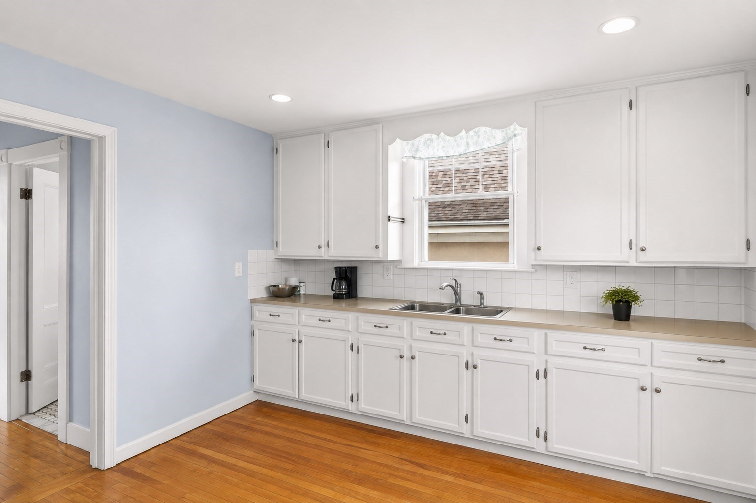 600 Broadway, Fall River, MA 02724 - Image 11