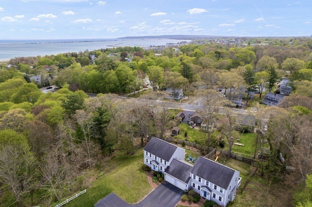 16 Hall St Unit A, Plymouth, MA 02360