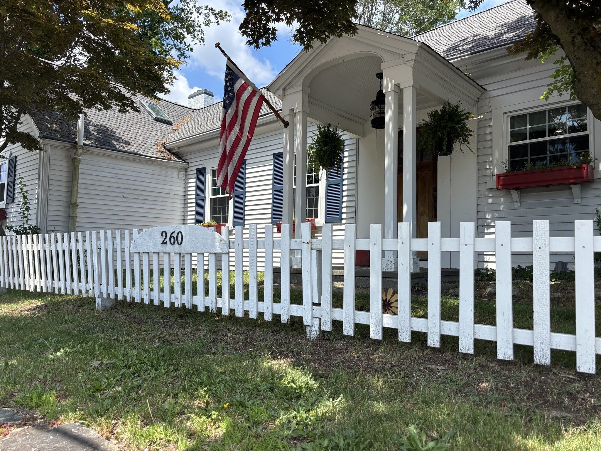 260 State Road, Dartmouth, MA 02747