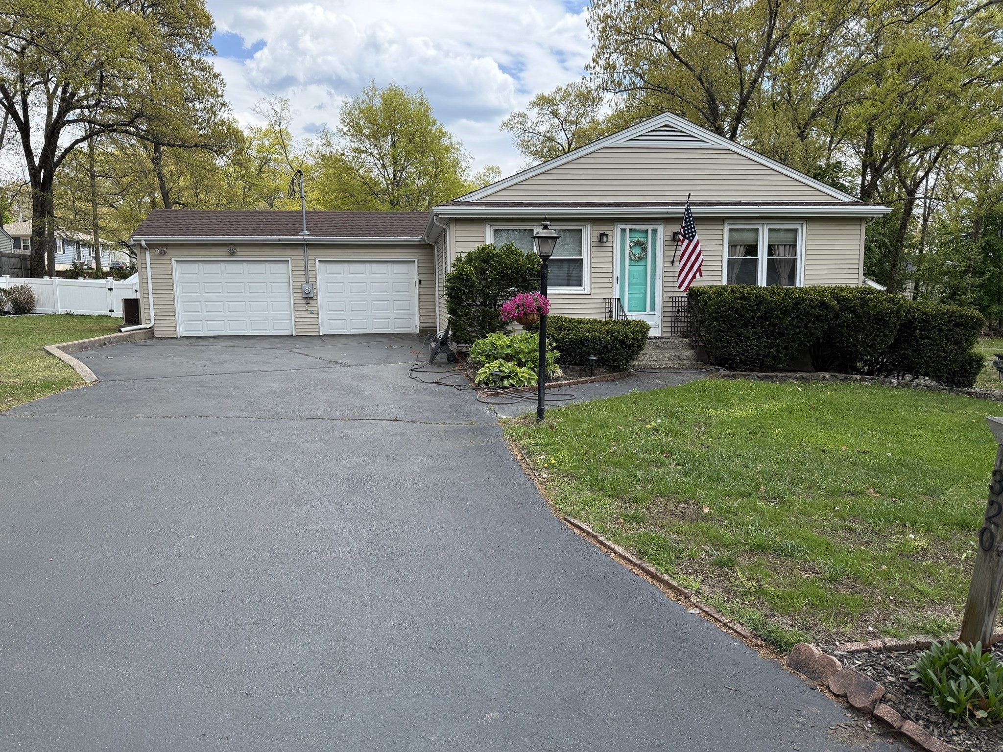 320 Brown St, Attleboro, MA 02703