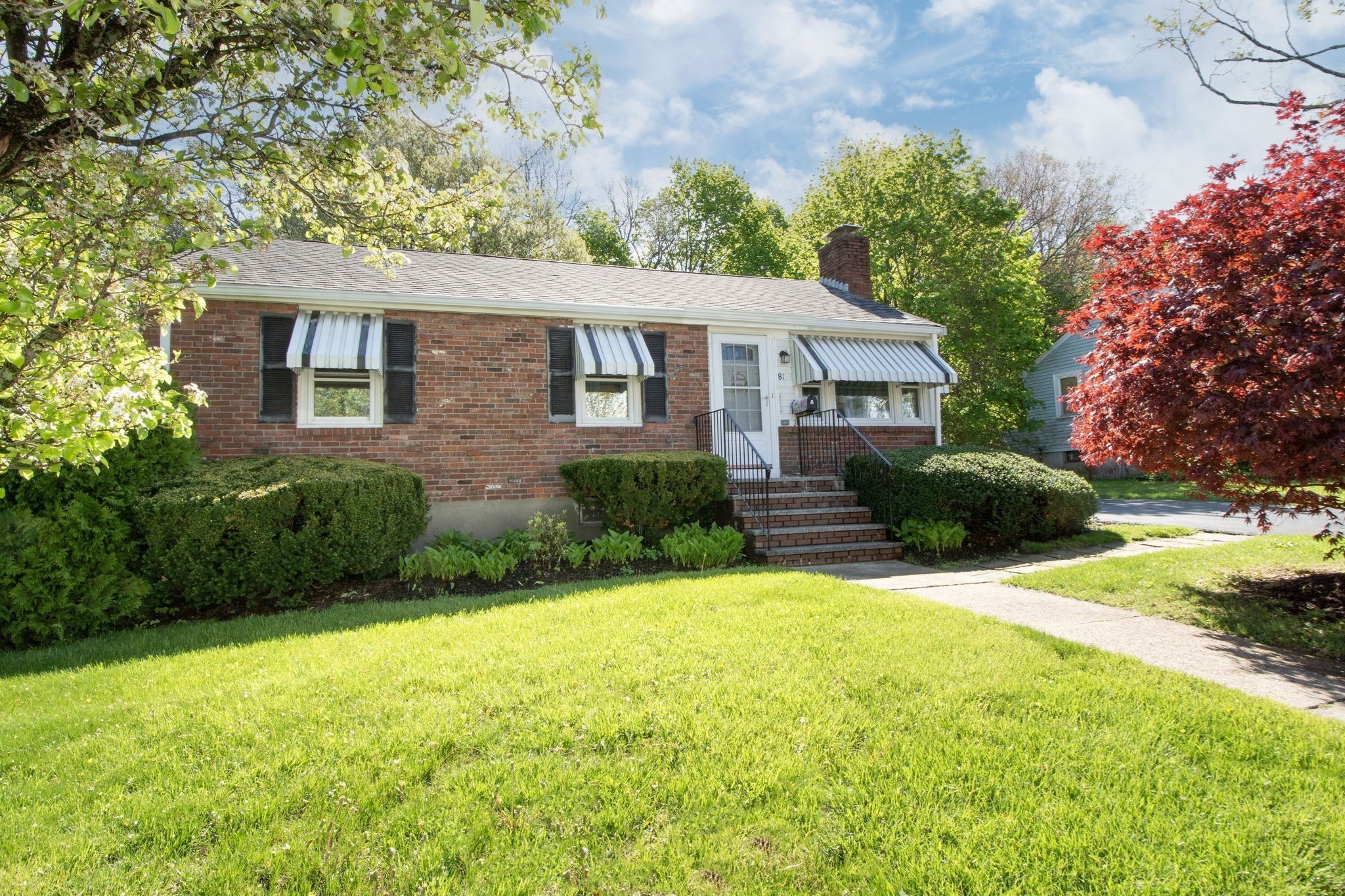 81 Livoli Ave, Braintree, MA 02184