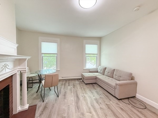 1767 Commonwealth Ave, Apt 3