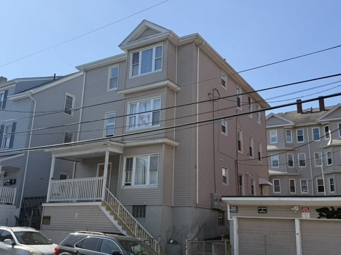 425 Division St, Fall River, MA 02721 - Image 2