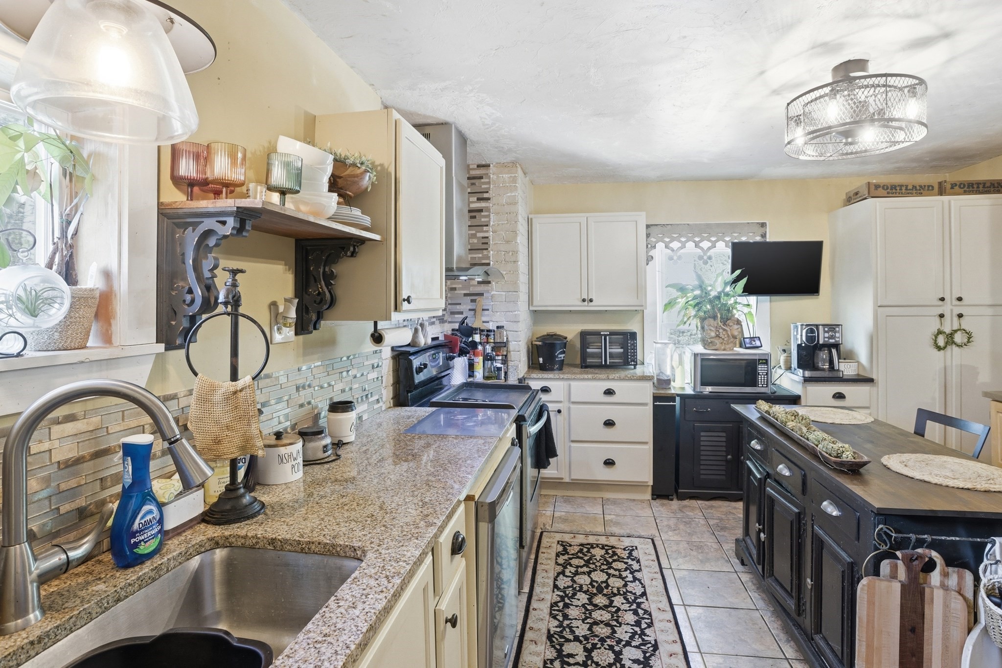 24 Lawrence St, Fitchburg, MA 01420 - Image 18