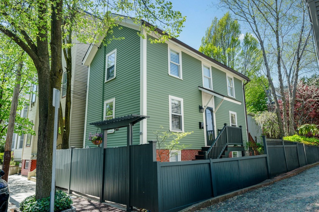 189 Elm Street, Cambridge, MA 02139