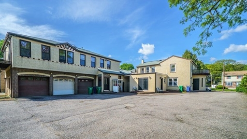 298 River St, Apt 298