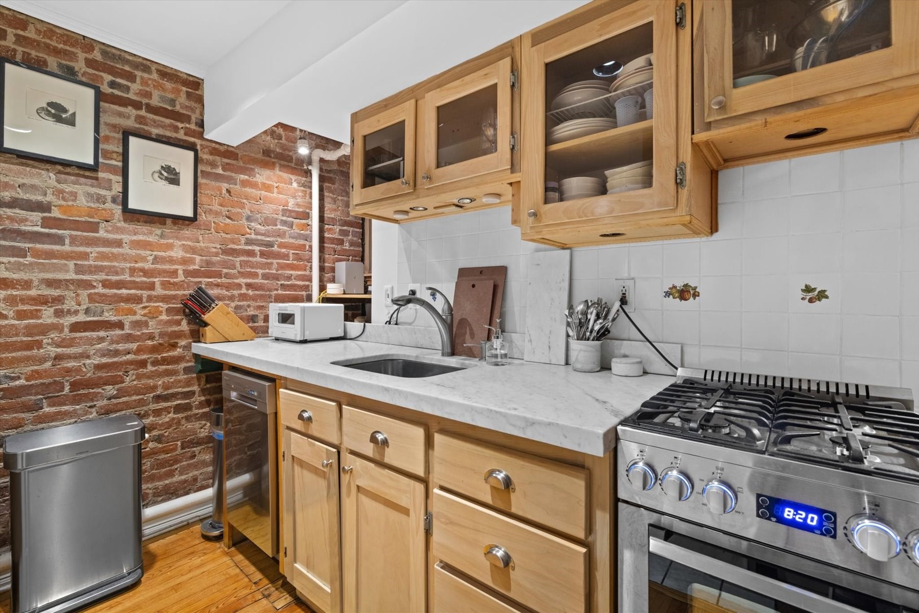 76 Phillips St Unit A, Beacon Hill, Boston, MA 02114 - Image 4