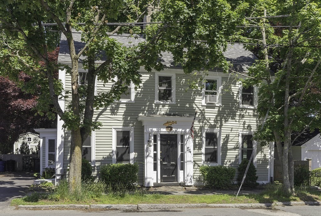 54 Ashland St, Newburyport, MA 01950