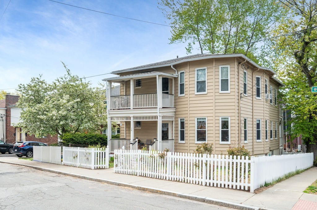 16 Charles St Unit A, Watertown, MA 02472