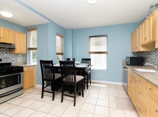158 Neponset Ave, Apt 1