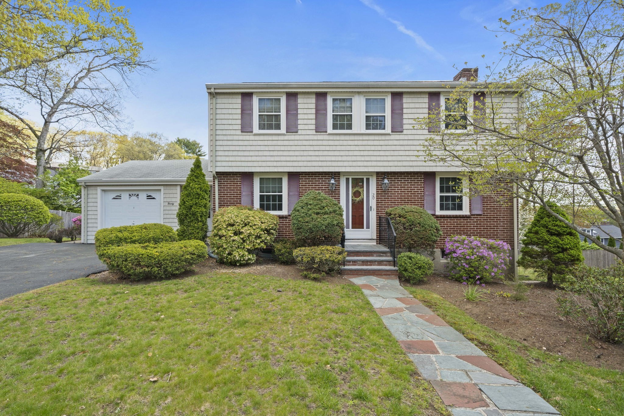 20 Bonney Lane, Dedham, MA 02026