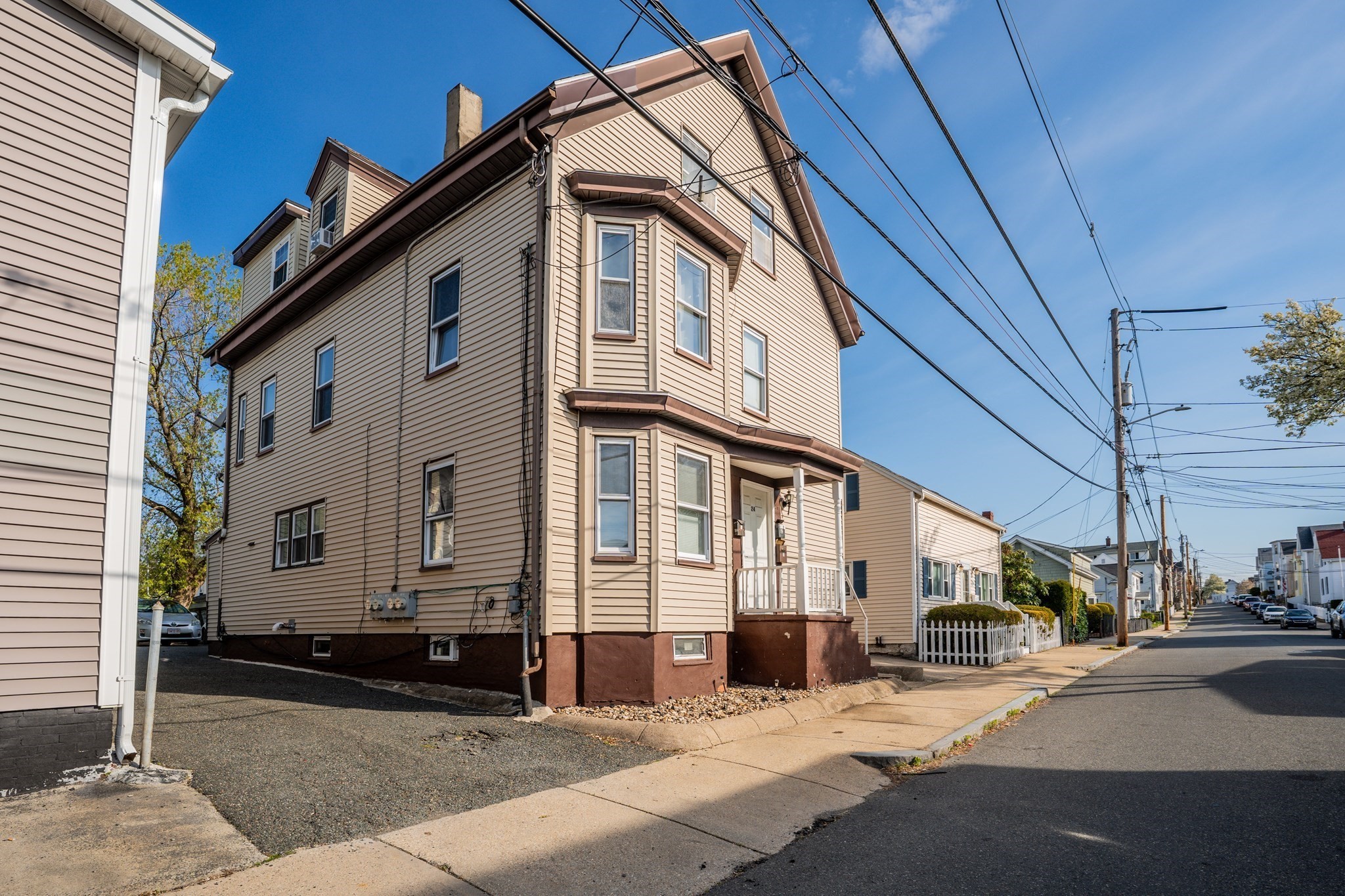 24 Tracey St, Peabody, MA 01960 - Image 2