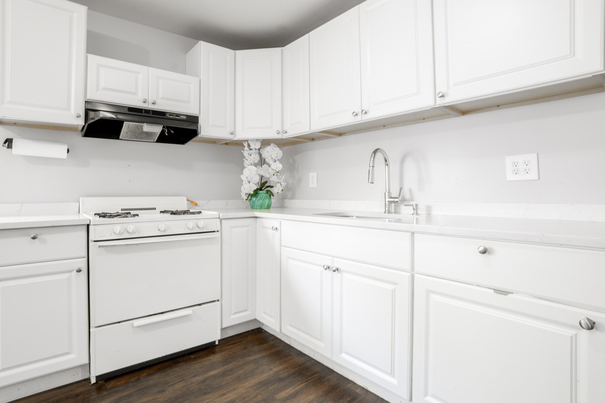 24 Tracey St, Peabody, MA 01960 - Image 18