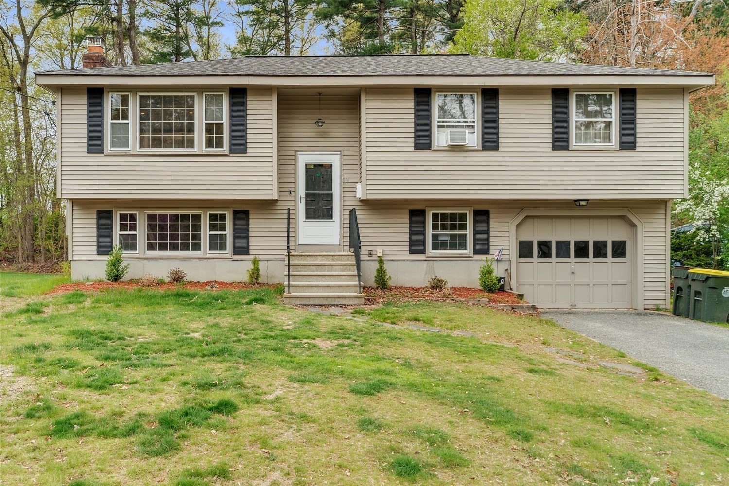 49 Monique Drive, Bellingham, MA 02019