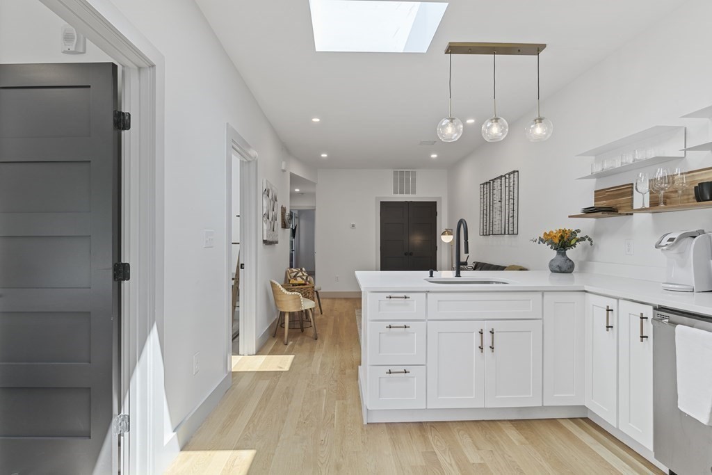 43 Wordsworth St Unit 3, East Boston, Boston, MA 02128 - Image 2