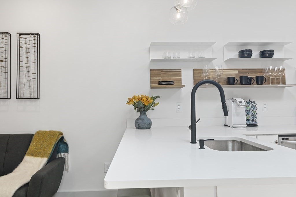 43 Wordsworth St Unit 3, East Boston, Boston, MA 02128 - Image 23