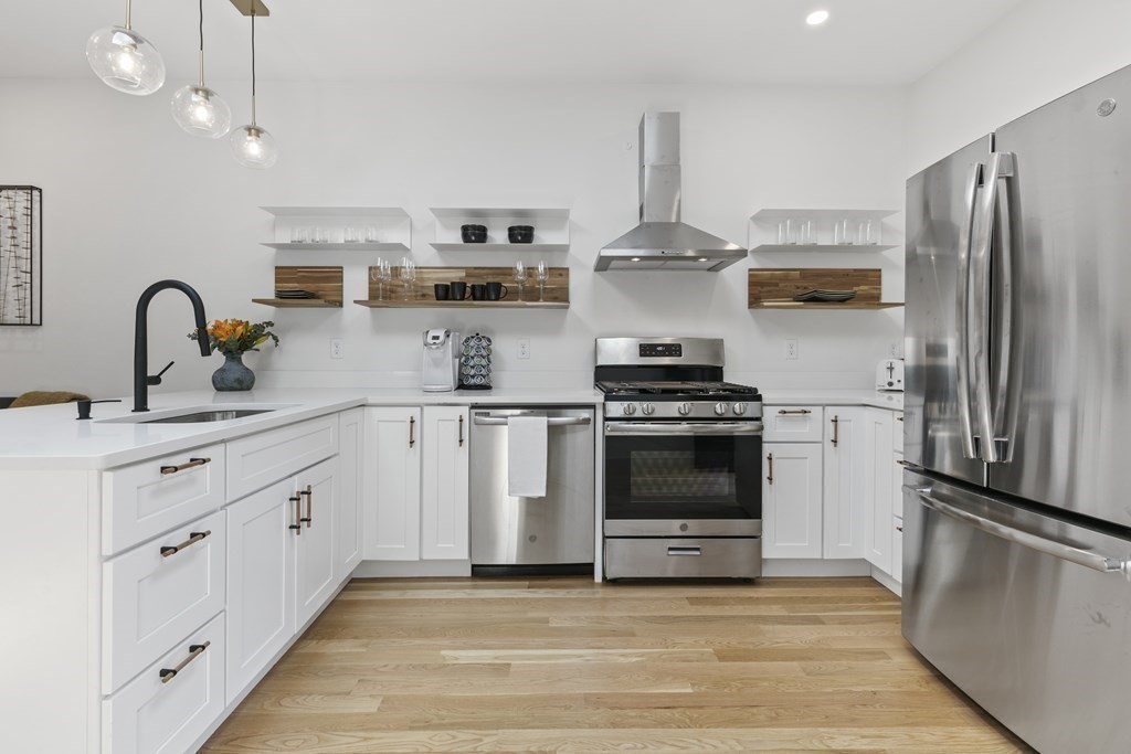 43 Wordsworth St Unit 3, East Boston, Boston, MA 02128 - Image 5