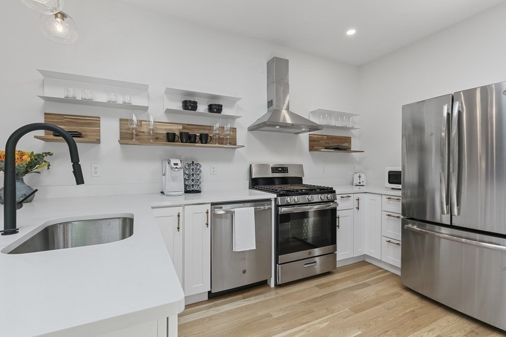 43 Wordsworth St Unit 3, East Boston, Boston, MA 02128 - Image 7