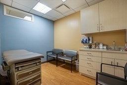 20 Hope Avenue Unit 208, Waltham, MA 02452 - Image 8