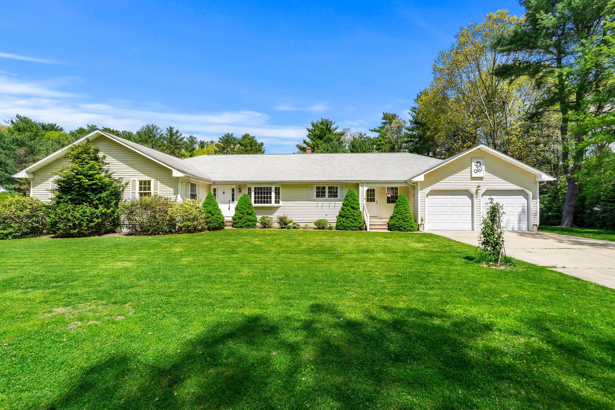 5 Marsden Ct, Seekonk, MA 02771