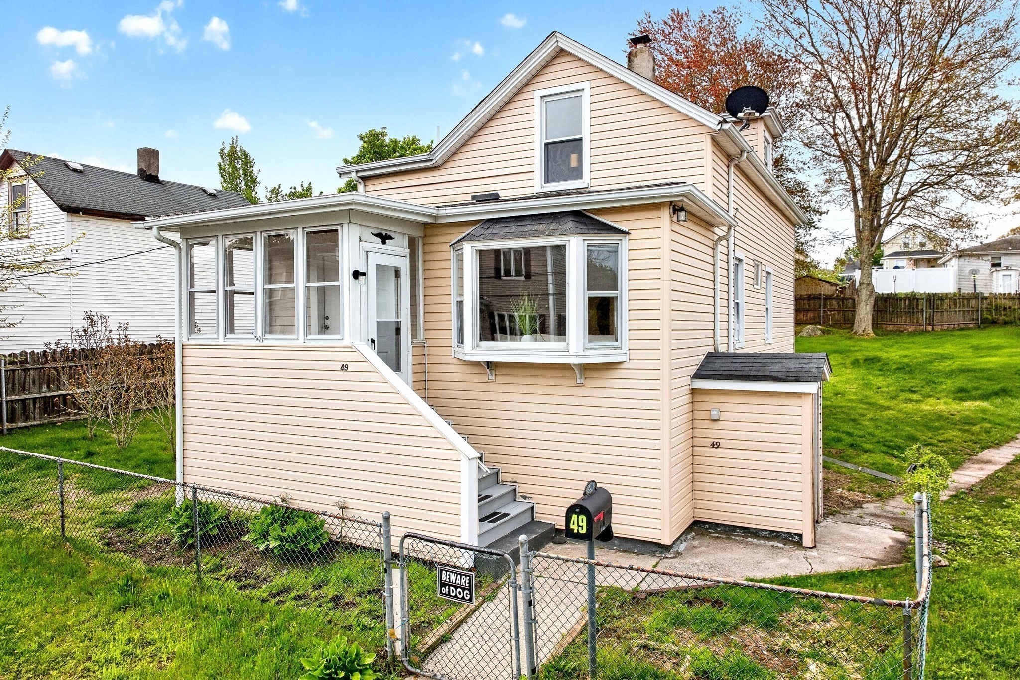 49 Denver St, Fall River, MA 02721