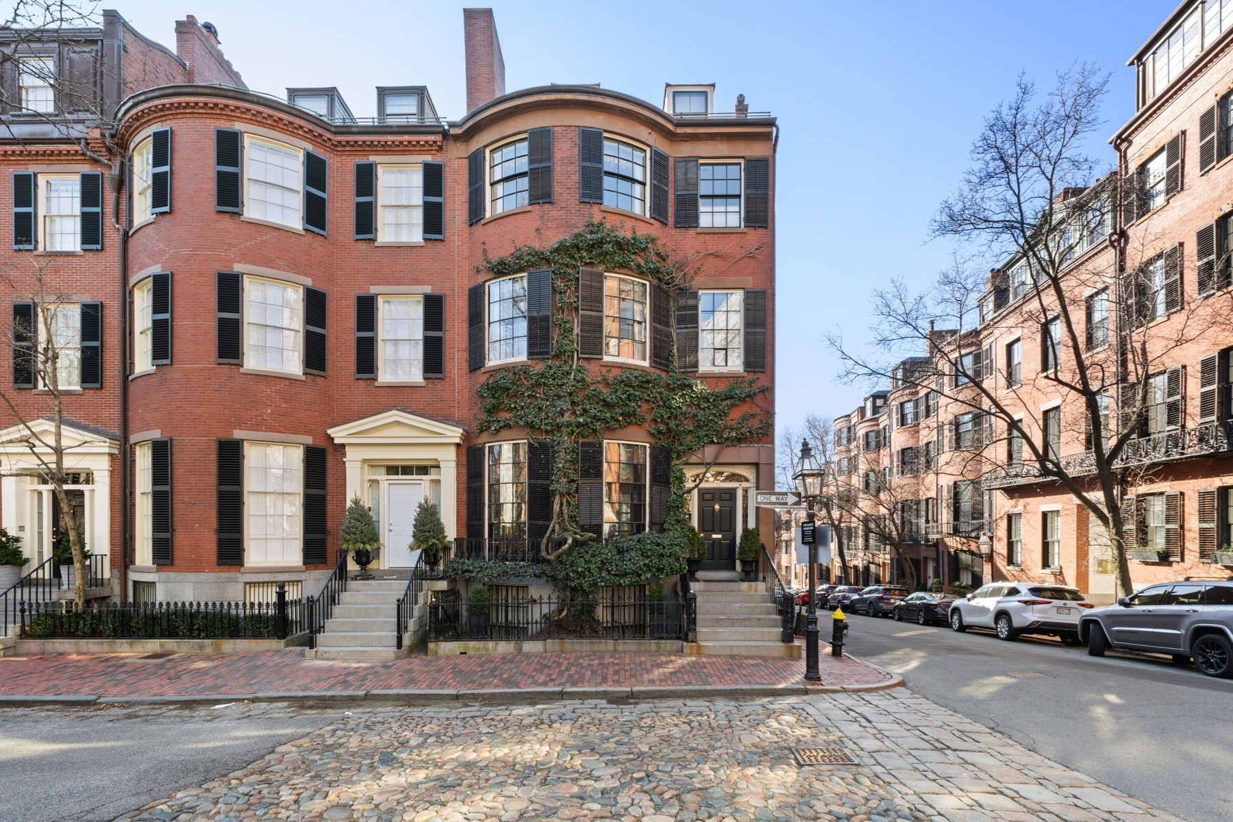 22 Louisburg Square, Beacon Hill, Boston, MA 02108