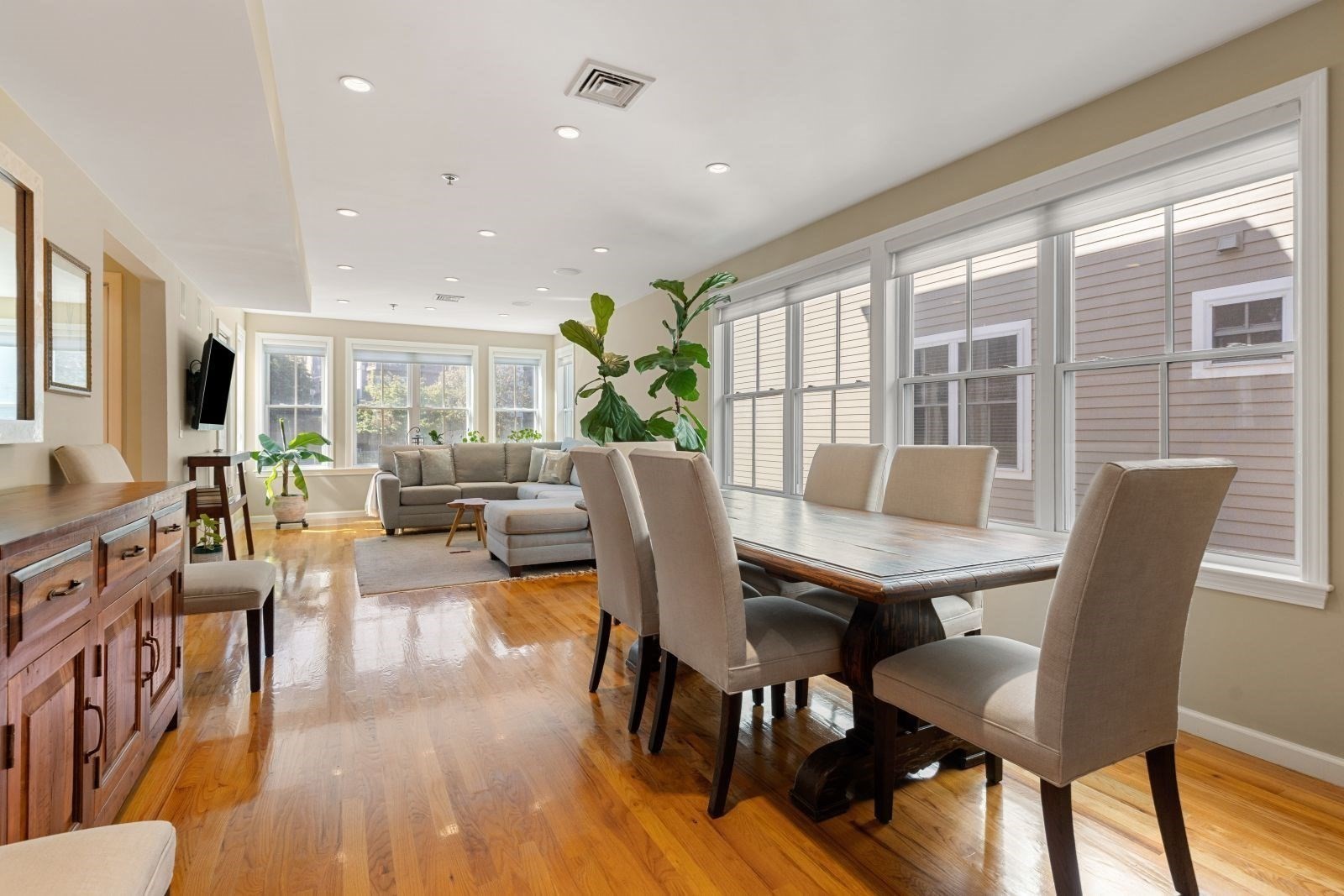 26 Forbes St Unit 2, Boston - Jamaica Plain, MA 02130